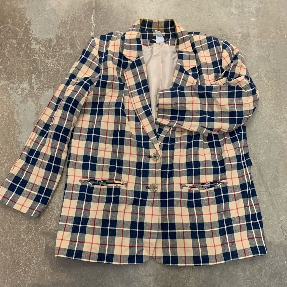 Sag Harbor Navy and Cream Plaid Blazer